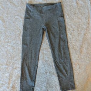 Zyia Active 3/4 length Gray Yoga Pants w/ Pockets